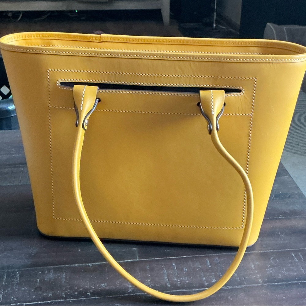 Dooney & Bourke beacon, leather slip Tote - Picture 3 of 10